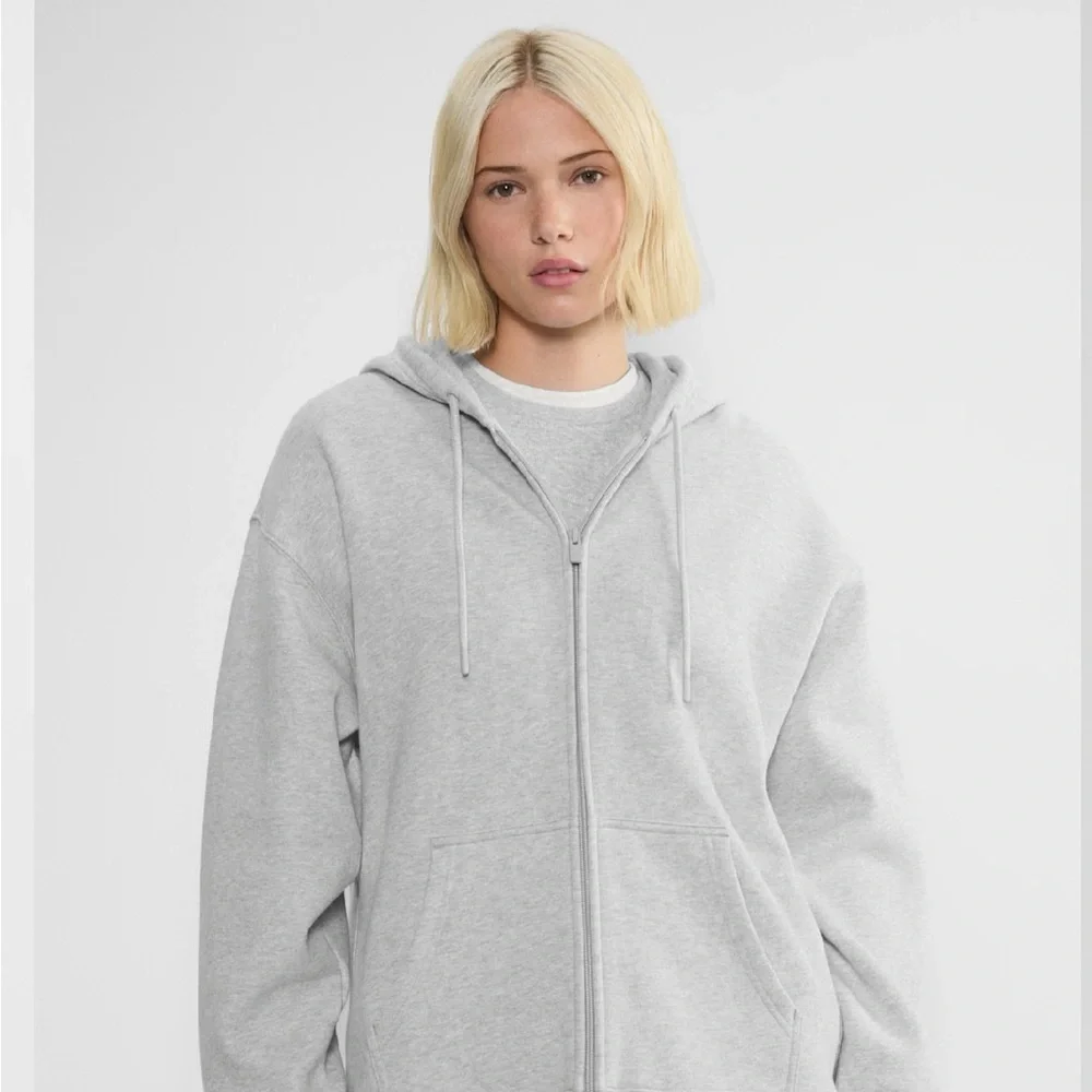 Aritzia TNA Sweatfleece Cozy Fleece Boyfriend Fit Top Zip Up Sweatshirt - Picture 2 of 12